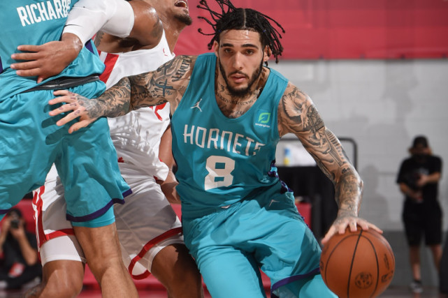 二球当年年纪小不懂事在中国偷东西现在我脸皮很厚不会在乎评价