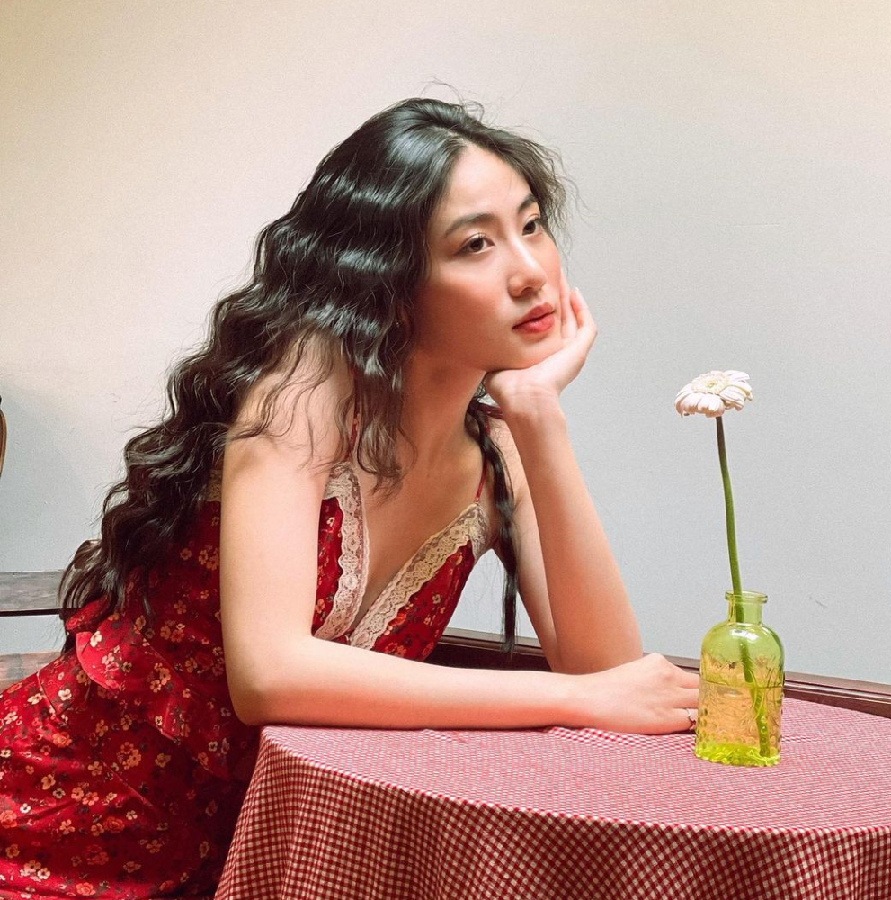 玉米烫长卷发时尚复古