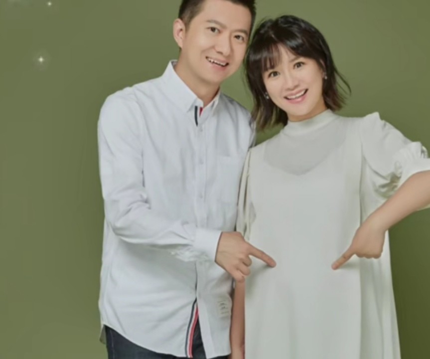 红果果绿泡泡喜迎二胎红果果被错认成柳岩绿泡泡17年模样未变