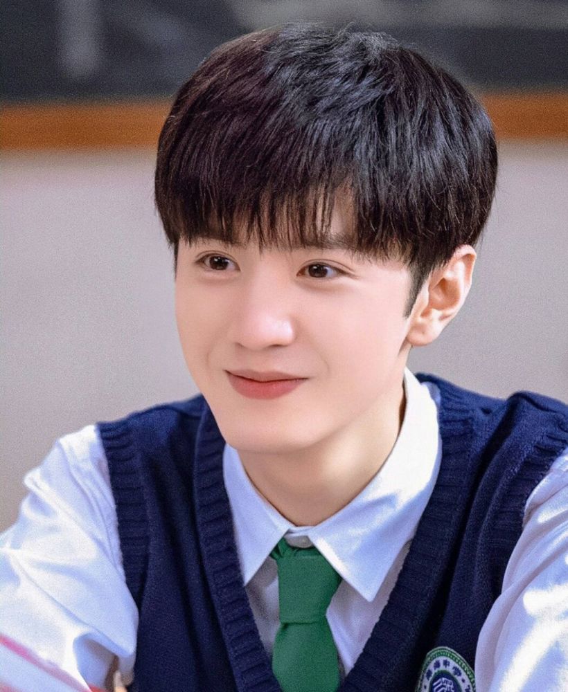 手机壁纸陈哲远