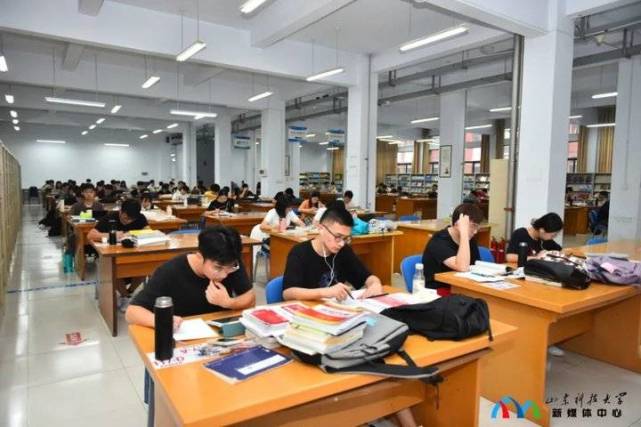 秋雨中,山東科技大學師生開啟新的校園生活!