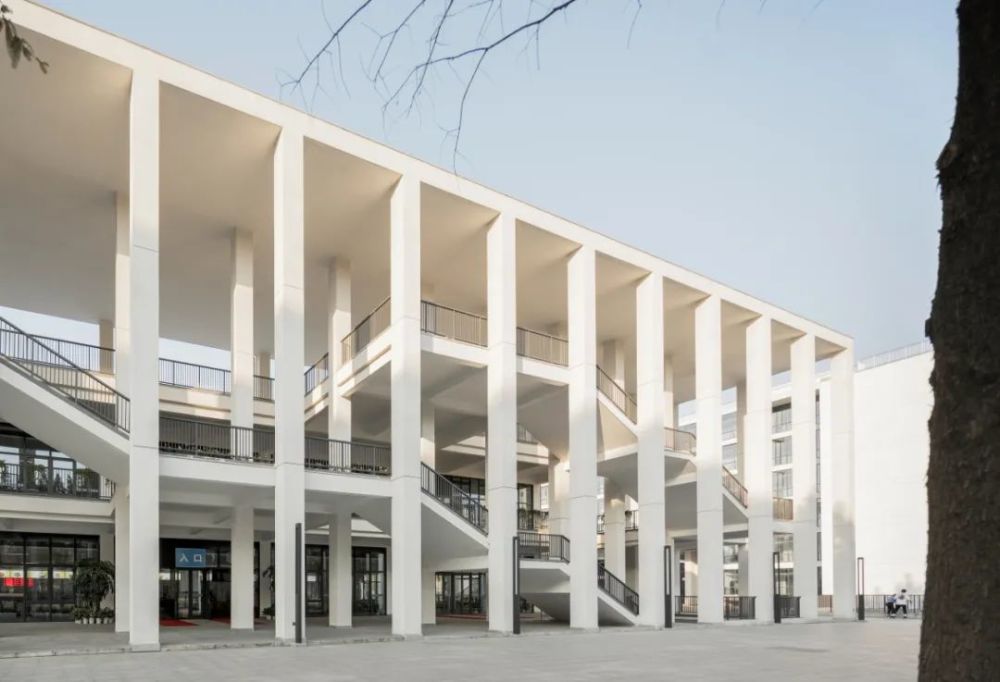 美观,简洁——立体化校园设计