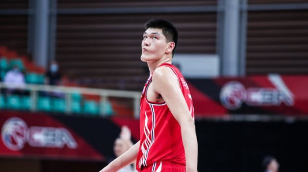 cba 拒绝签约CBA！2米25小姚明做出“周琦式”决定，下一站：澳大利亚