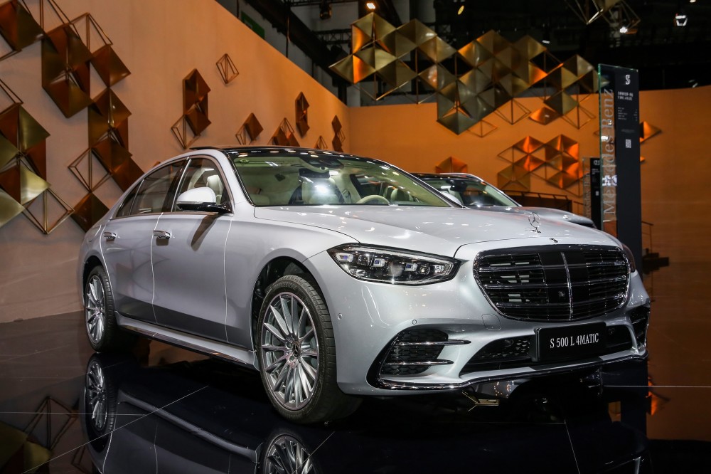 c位霸主 梅赛德斯-奔驰新豪华家族亮相成都车展