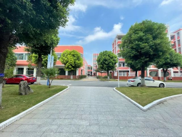 再见,丹阳五中!你好,马相伯高中!