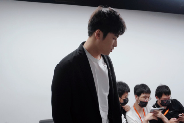 相信gk的粉丝们一时都难以接受花楼的离开,这种感觉