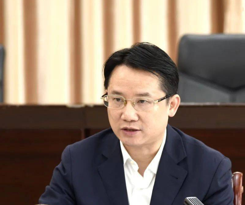 实干派丁雄军接掌茅台经销商充满好奇与期待