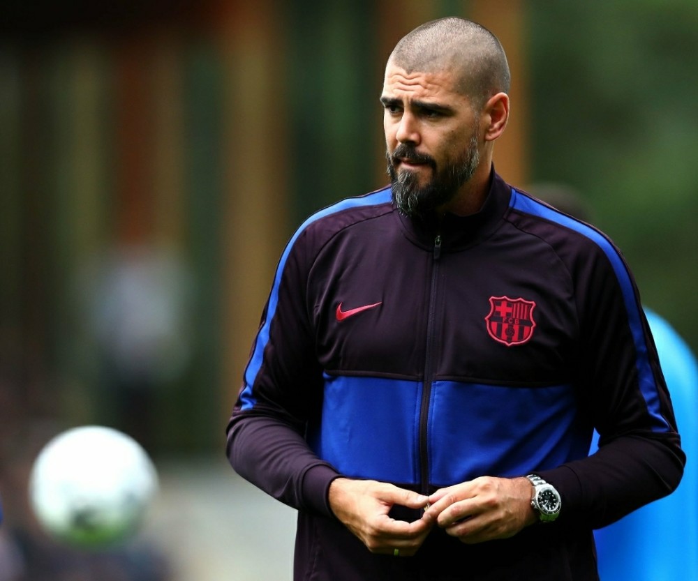 "梅球王风波"让巴尔德斯离开科曼教练组,皮克有能力胜任助教_腾讯新闻