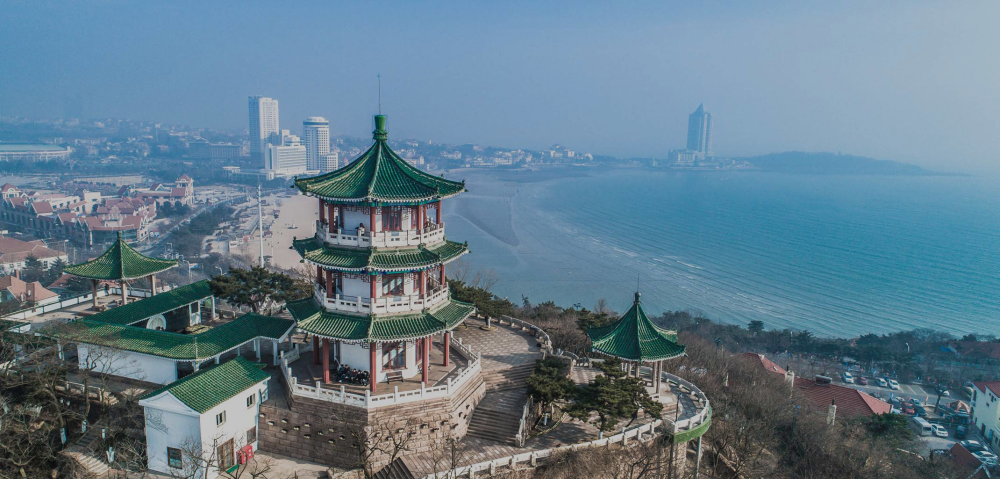 据悉,小鱼山景区按照"限量,预约,错峰"的总体要求,实行分时预约模式