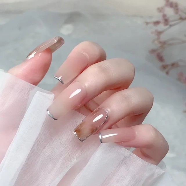 【美甲种草】简约有气质的法式美甲又双叒叕来啦