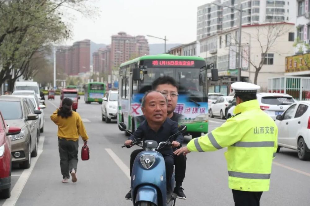 不戴头盔怎么处罚,电动车不戴头盔怎么处罚