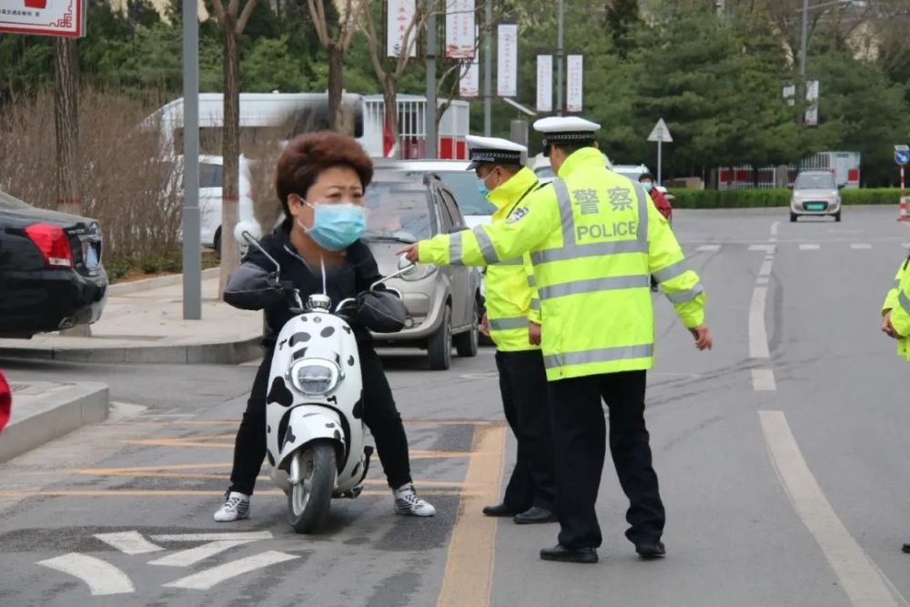 不戴头盔怎么处罚,电动车不戴头盔怎么处罚