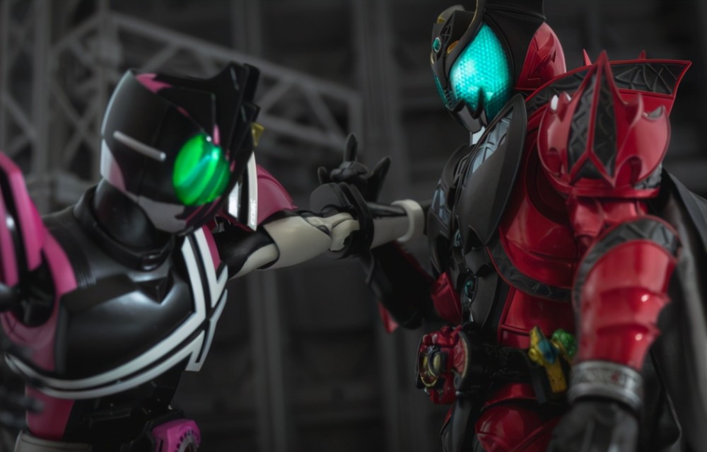 假面骑士暗黑kiva真骨雕实物详解 红爹最强形态:帝骑哥不过如此