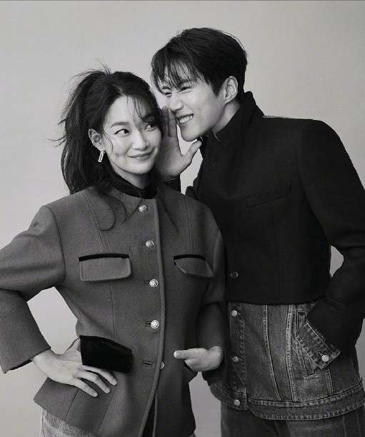 申敏儿金宣虎双人海报曝光挽手臂咬耳朵cp感足金宇彬不要看