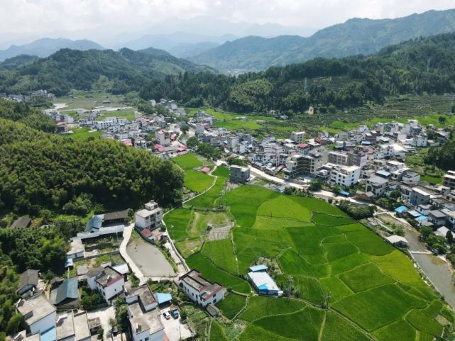 资源石溪村田园风光,敬请欣赏!