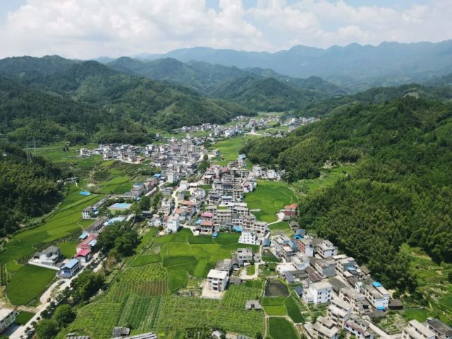 资源石溪村田园风光,敬请欣赏!