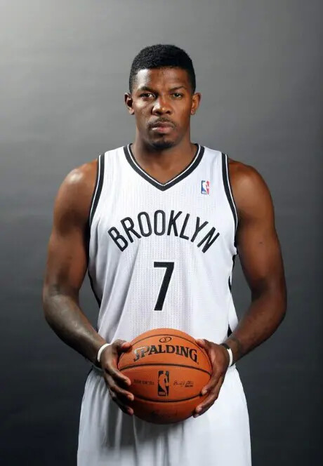 第2位=并列有3人=迈克尔里德=单节投中8个三分球