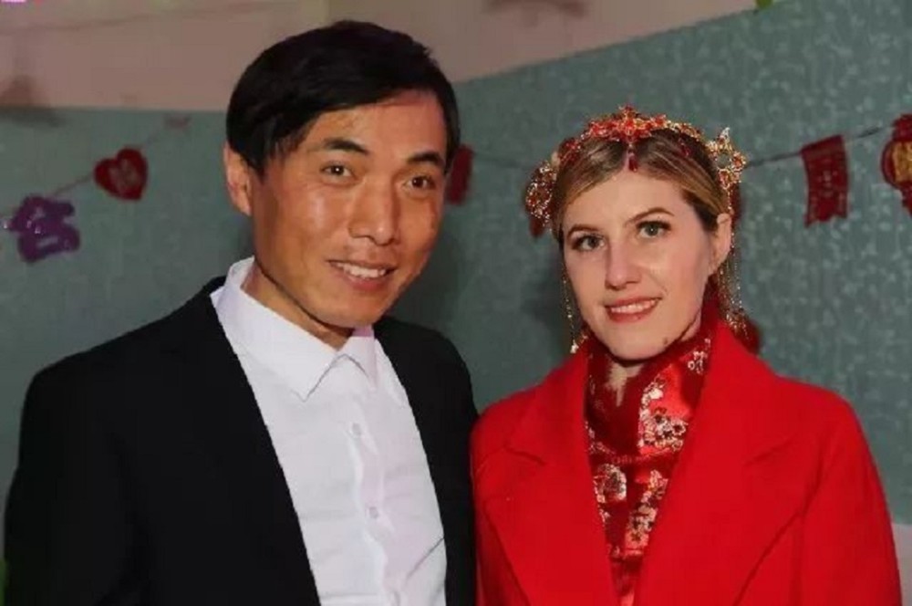 乌克兰美女嫁给河南小伙,甘愿住在农村:当中国媳妇真幸福