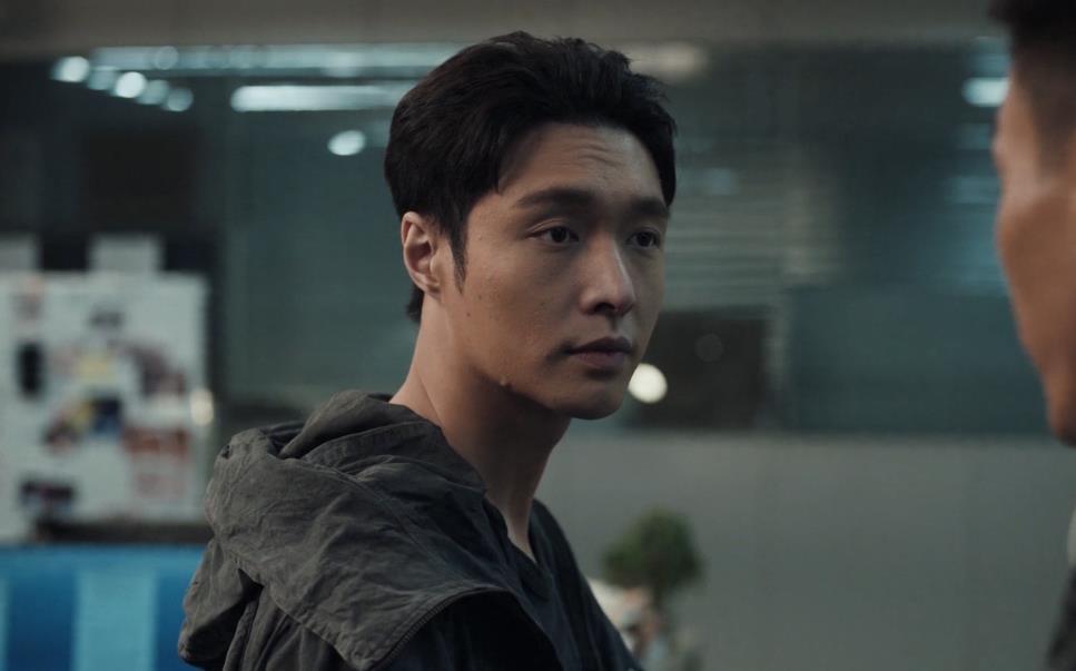扫黑风暴导演组为何会选张艺兴演林浩有一个原因是让人想不到的