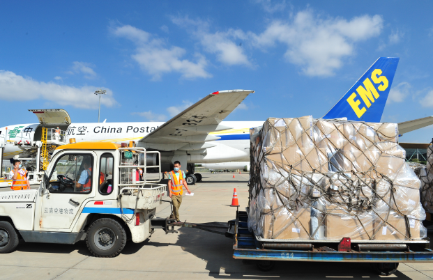 "空中丝路"打造发展新引擎——云南邮政国际航线运营侧记