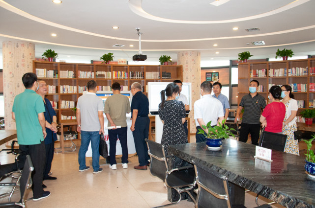 渭南市政协对临渭区图书馆城市书房分馆建设运行情况进行专题调研