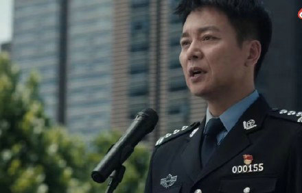 扫黑风暴何勇炸烂尾楼热血十足网友直呼剧抛演技认证