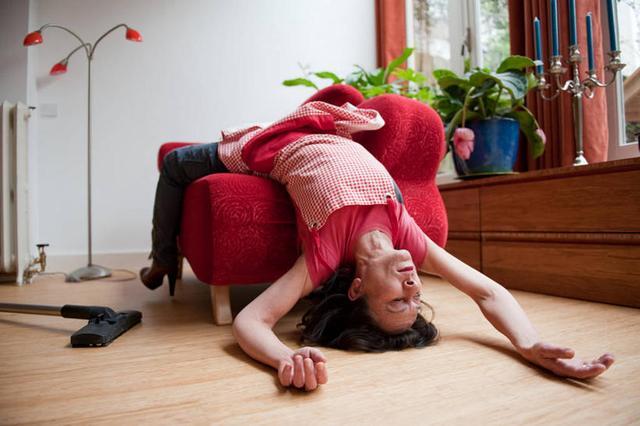 上了一天班身体疲惫不堪?学会4招,或能赶走疲劳"满血复活"