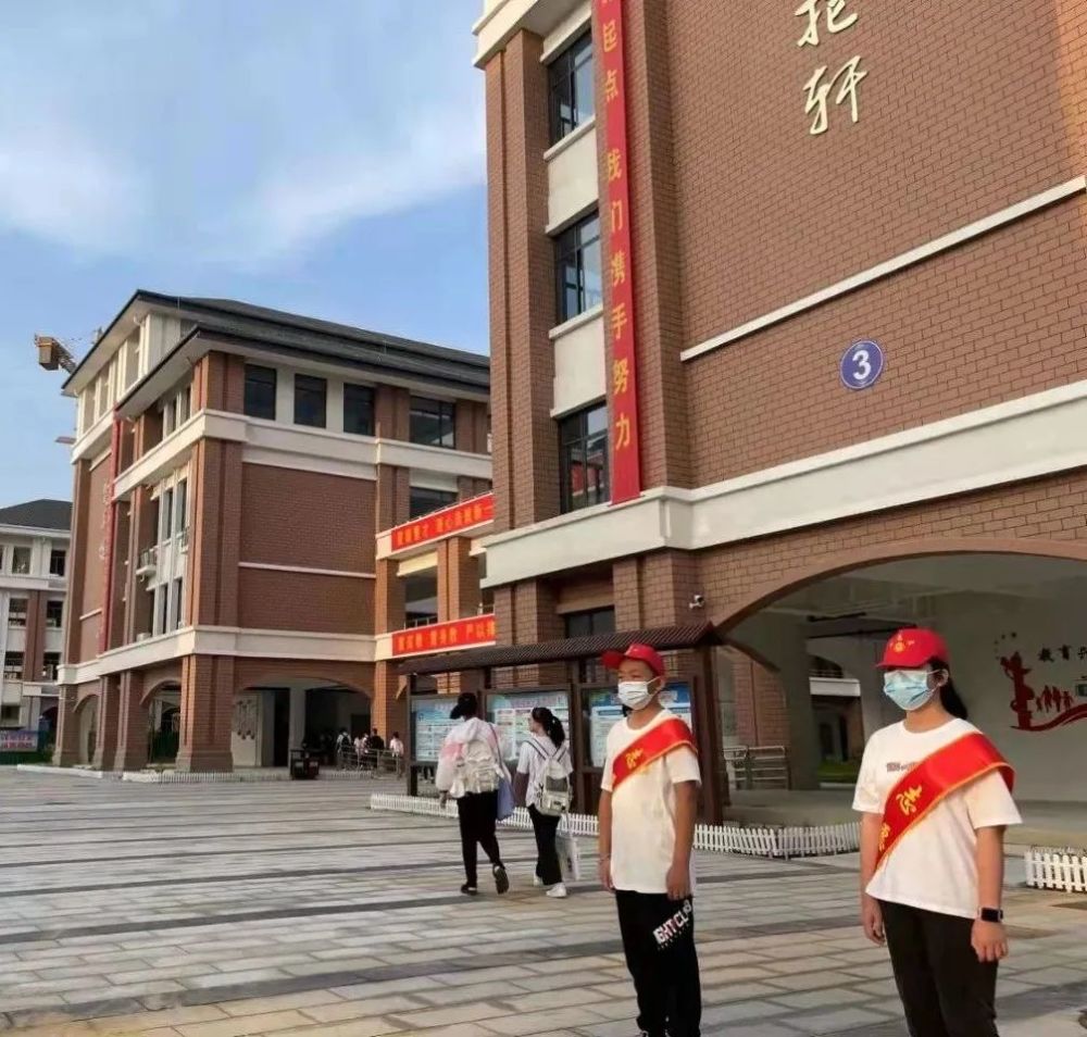 少年归来整装再发这组现场图带你走进快乐新学期