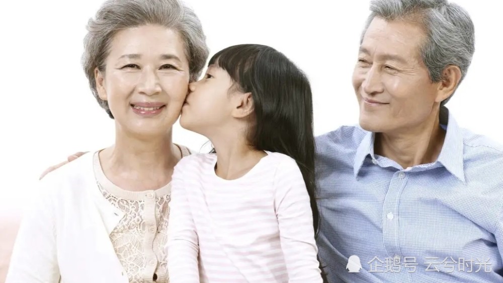 49岁怀上二胎这是惊喜还是惊吓