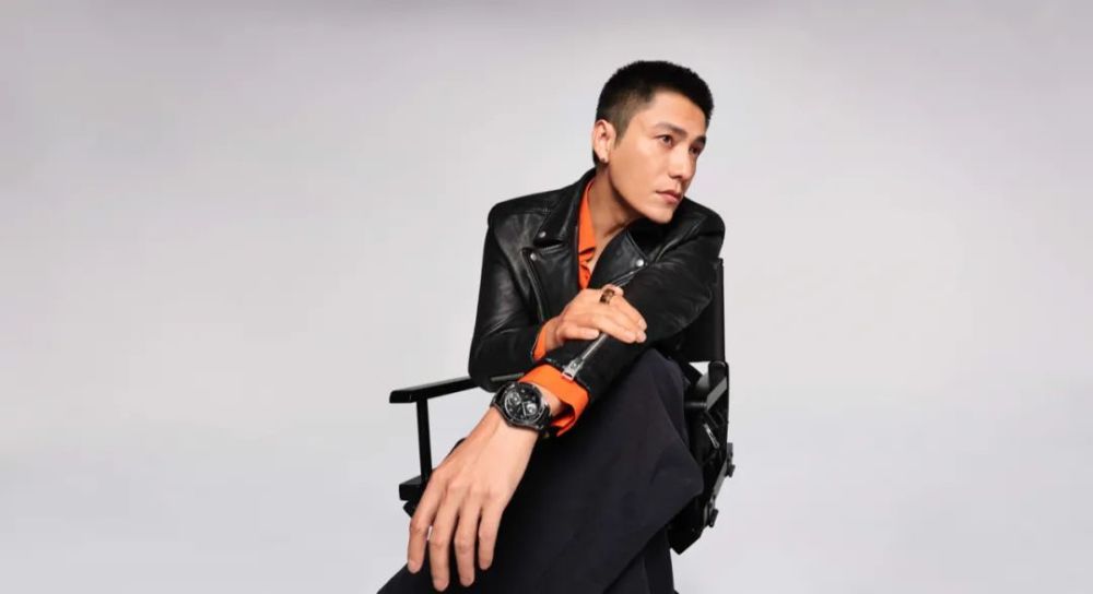 万宝龙全新广告大片发布陈坤型格演绎全新劲黑系列作品