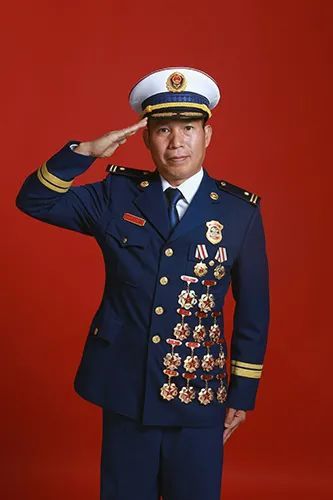 广西南宁市消防救援支队灭火救援指挥部副部长兼作战训练处处长