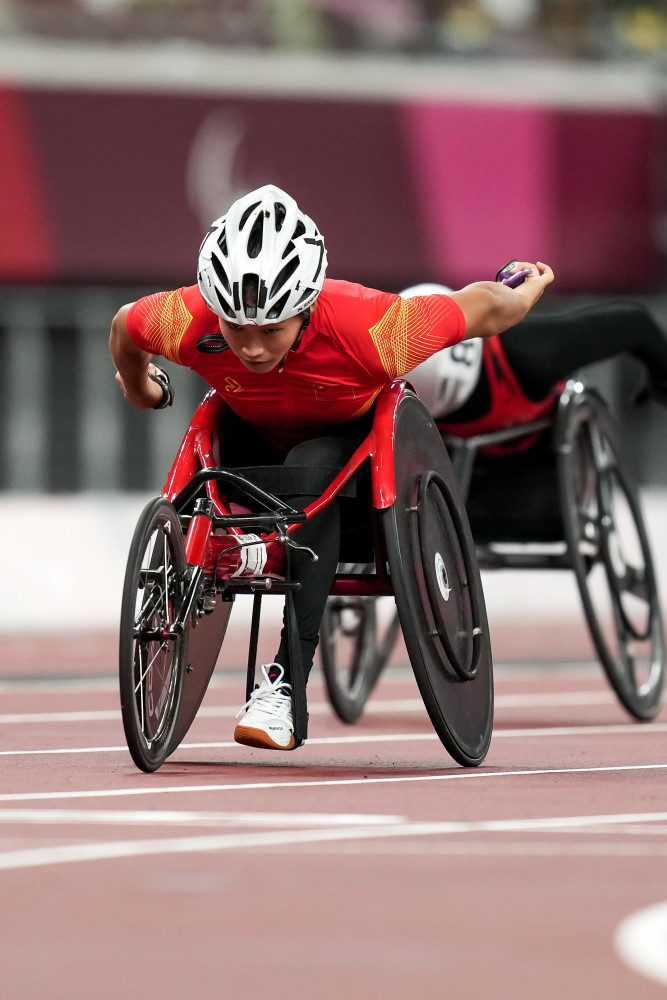 东京残奥会田径周召倩夺得女子100米t54级冠军