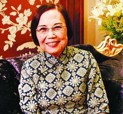 母亲是丐帮主,师父是赌神,他是何鸿燊头马智多星,硬刚美国赌王