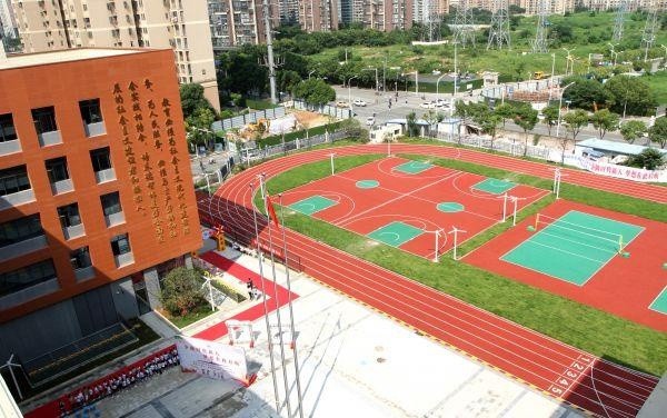 武汉旅游体育集团供图武汉市东湖实验学校位于东湖风景区东湖景园b区
