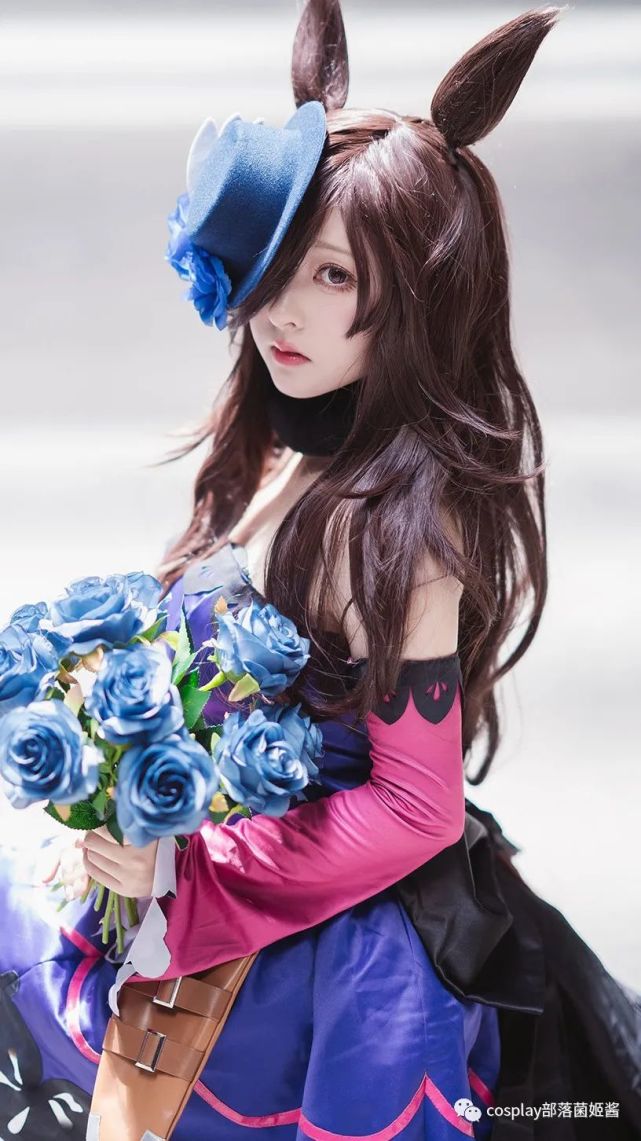 cos:赛马娘米浴cos正片@荣小兔头