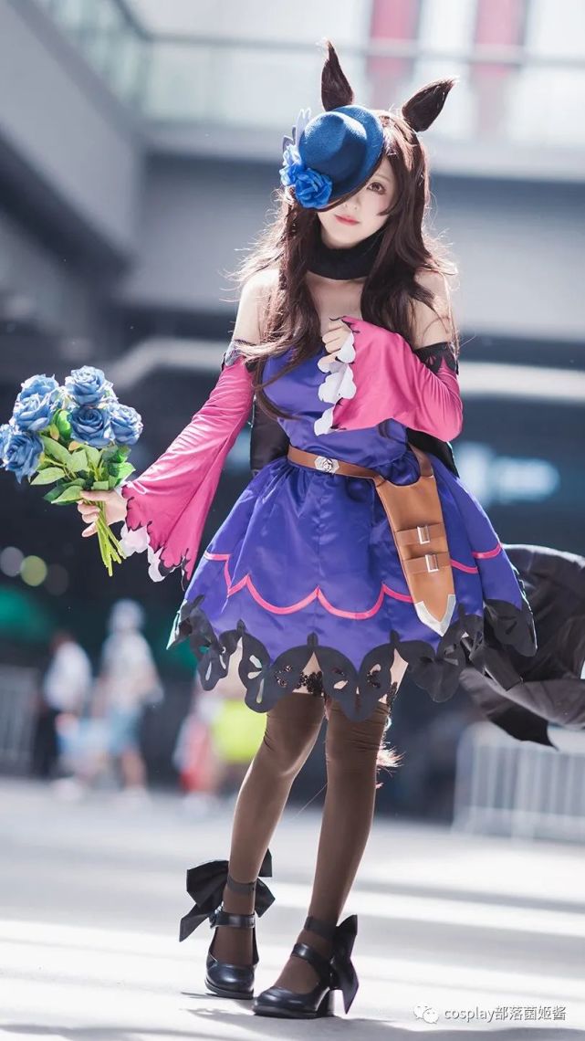 cos:赛马娘米浴cos正片@荣小兔头