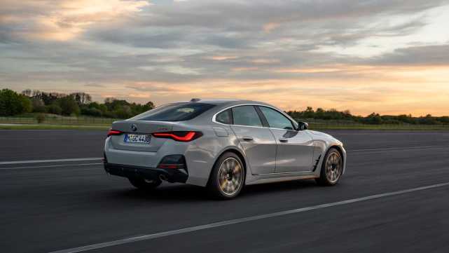 选择入门版车型即可宝马4系grancoupe怎么订