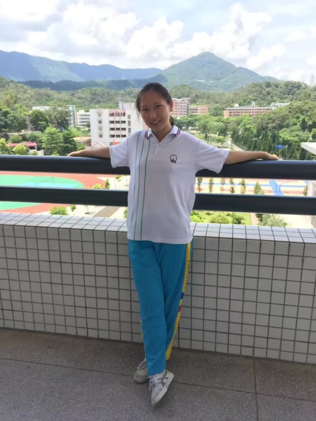 不走高考独木桥的17岁女孩