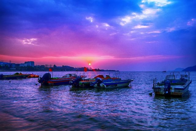 深圳有哪些旅游景点（深圳有哪些旅游景点好玩的地方）