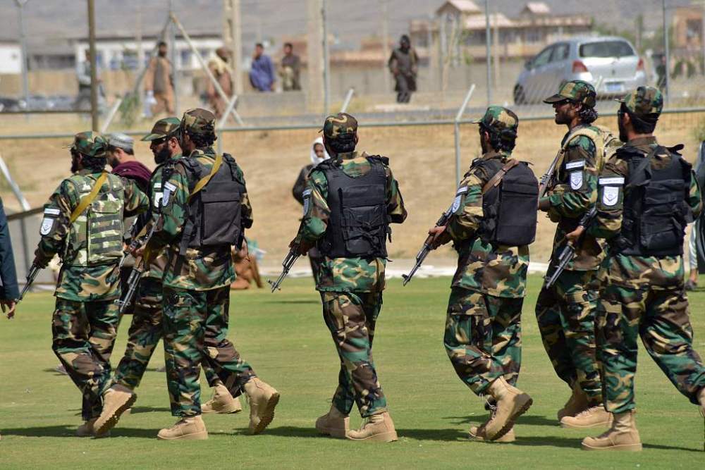 深度20年阿富汗战争美国帮塔利班打造了一支美式部队