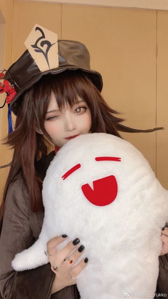 cosplay丨《原神》胡桃​_腾讯新闻