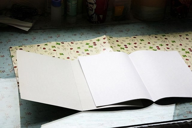 一张a4纸对折100次后,厚度能够达到多少?接近于可观测宇宙边缘