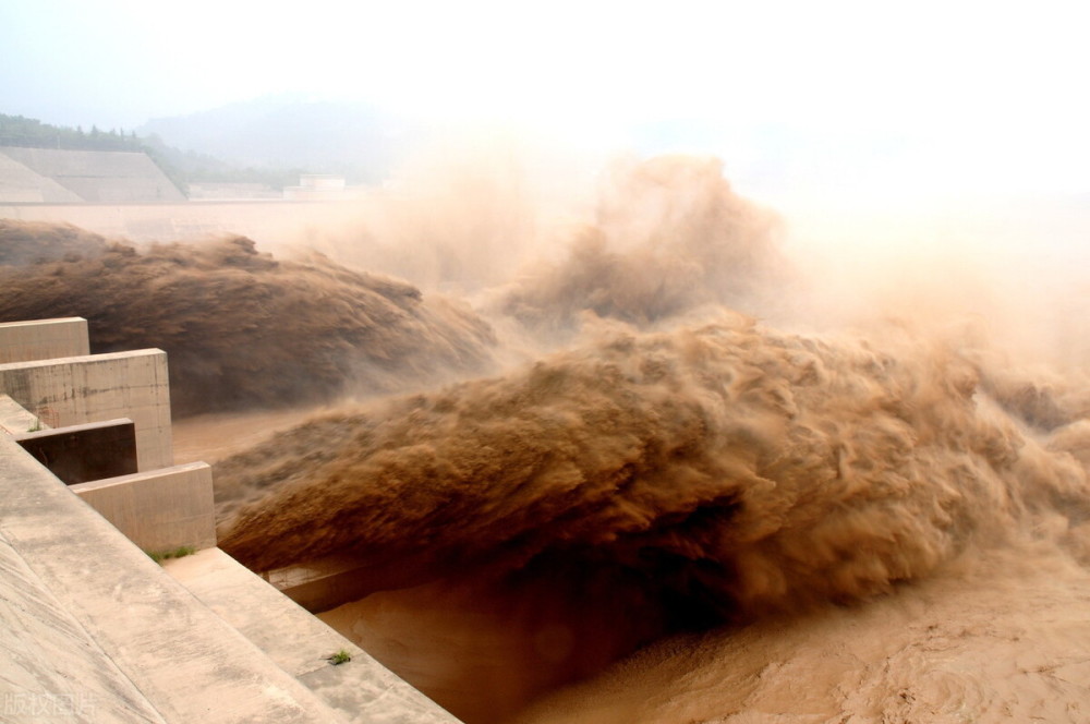 小浪底水库3年排沙13亿吨冲沙后劲不足对寿命有何影响