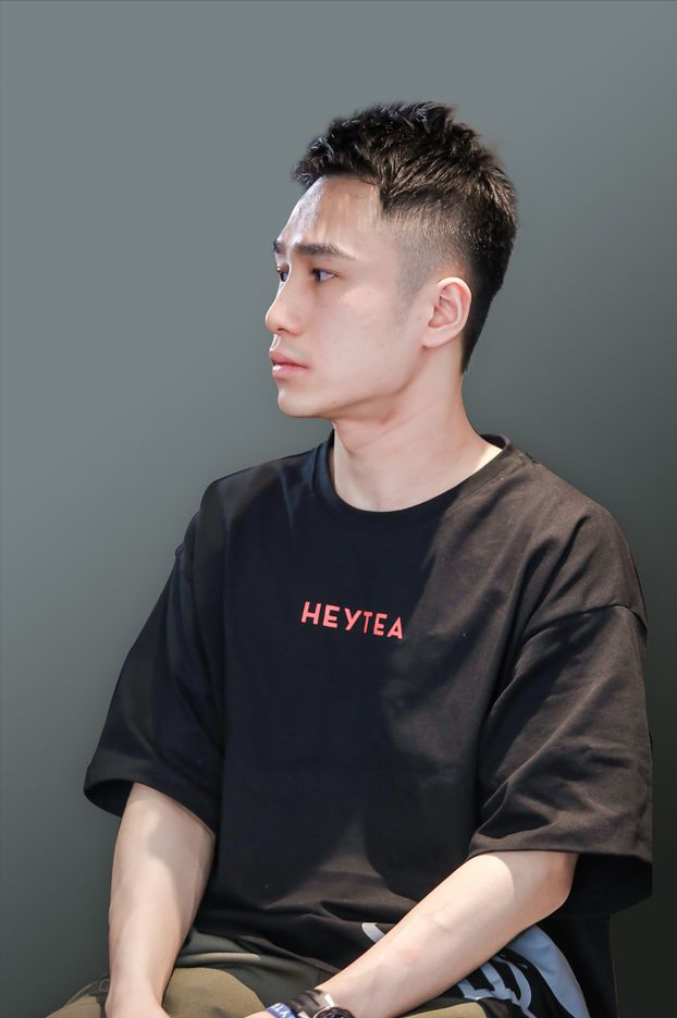 90后喜茶创始人聂云宸:专科毕业首创业赚20万,29岁坐拥45亿身家