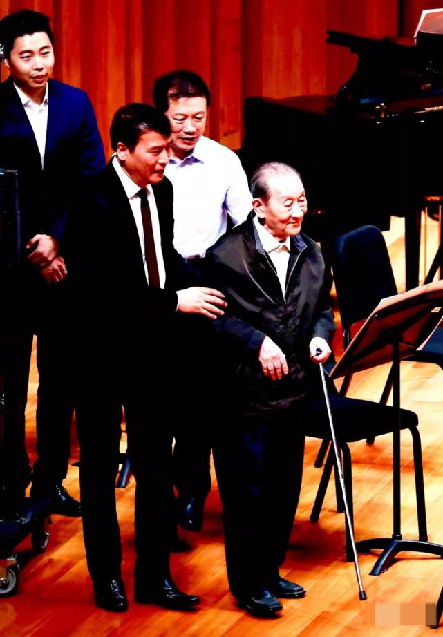 著名作曲家罗忠镕去世享年97岁,曾创作《江姐》《沙家浜》等歌曲