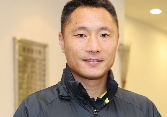 中超 申花一线队迎来了新教练，曾是资历显赫的中超名将，入选过国足