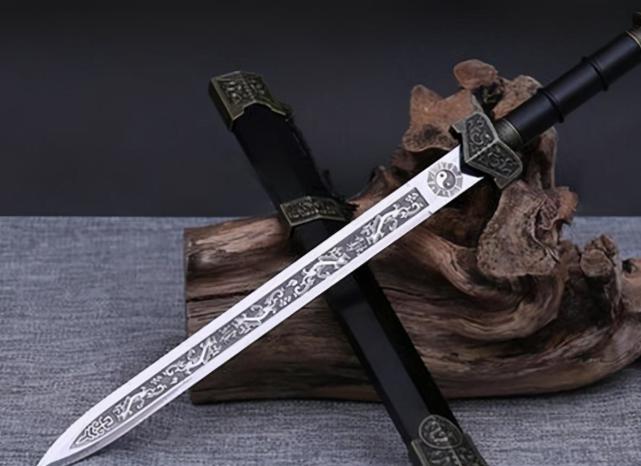 眼睛红是怎么回事（眼睛红是怎么回事应该怎么处理）