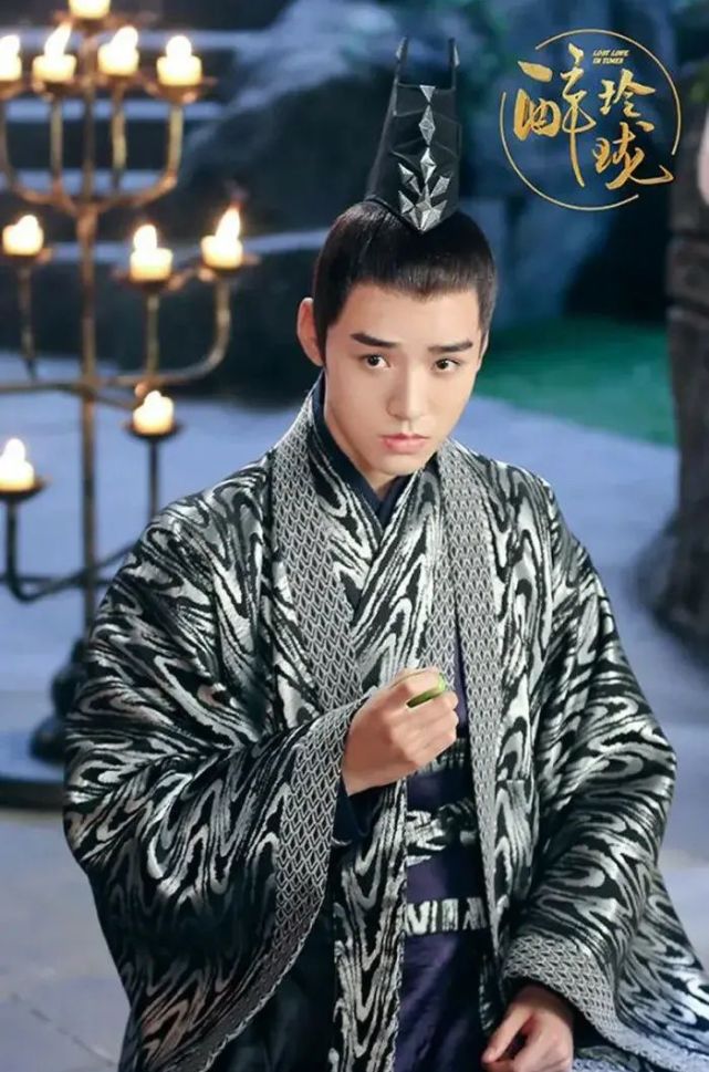 没有一种红是偶然龚俊表示要要记住雪中送炭的人