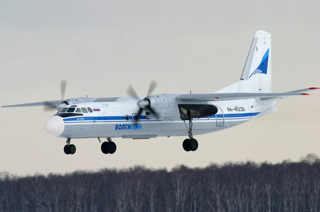 安-24运输机,被称作航空界常青树,依然在许多国家服役!