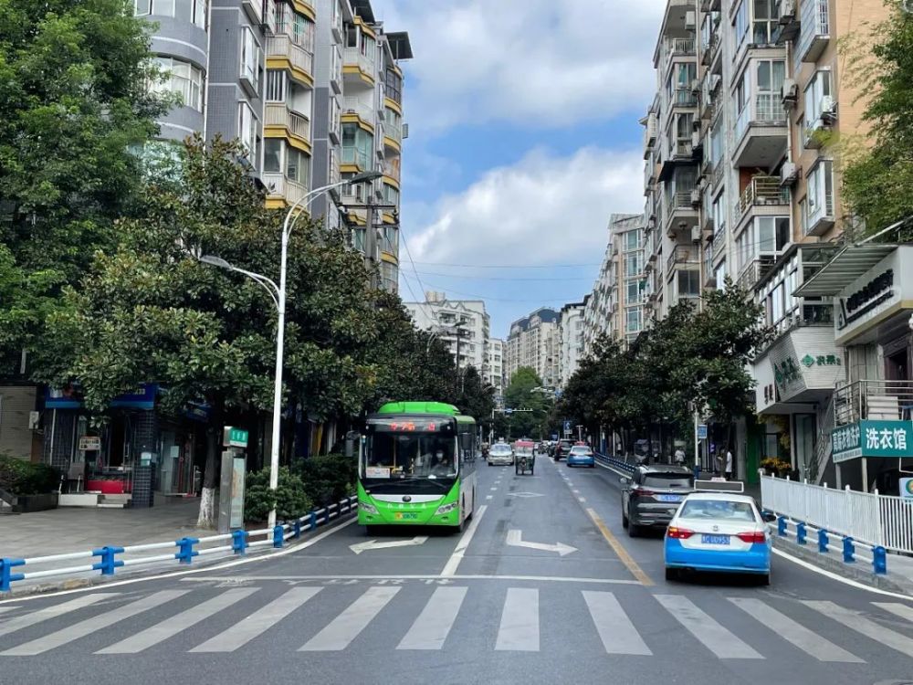 仁怀这些路加宽,出行更顺畅
